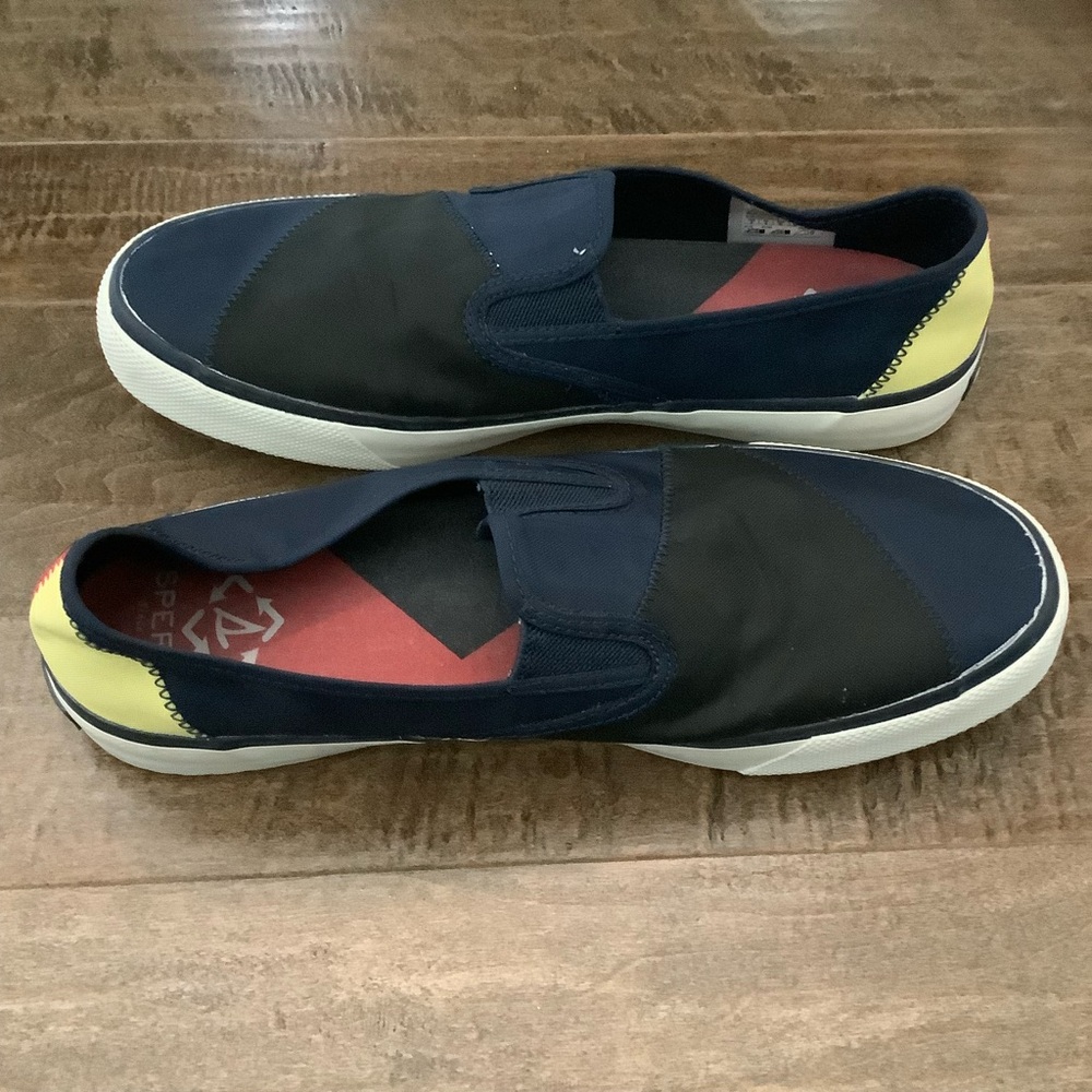 Sperry Canvas and Nylon Slip On NWOT Boat Shoes, Navy and Black, Size 9